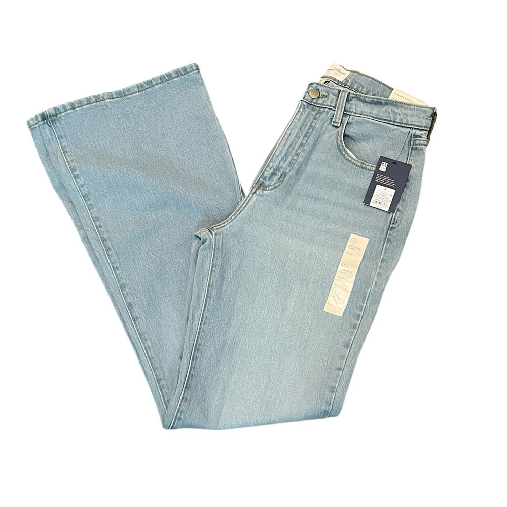 Universal Thread Women's High Waist Light Blue Flare Jeans Size: 6 - Picture 7 of 8